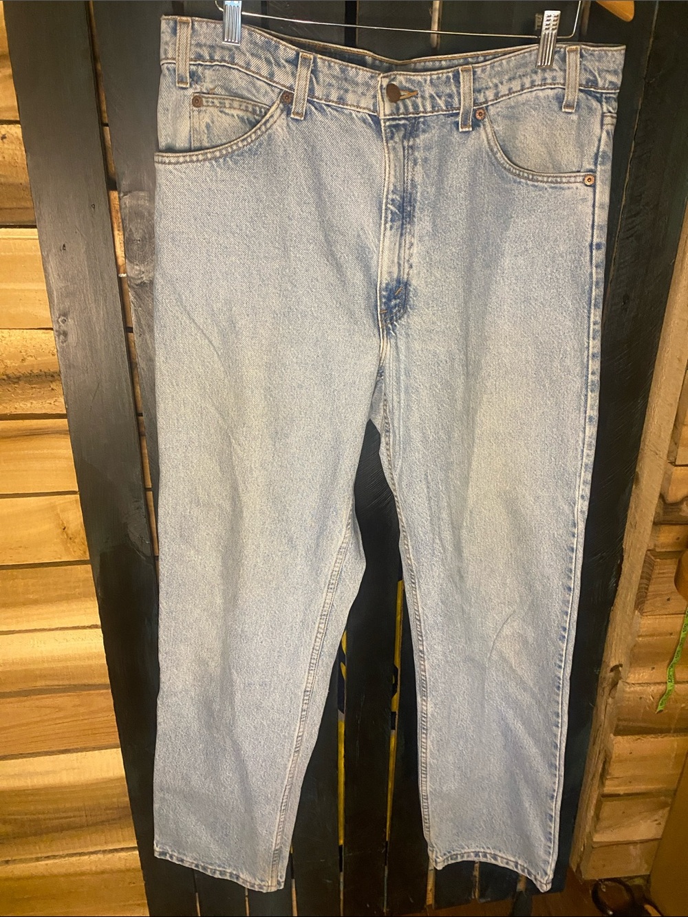 Vintage 90s Levi’s orange tab 550 jeans light wash size 35x32 (tag 36x32)